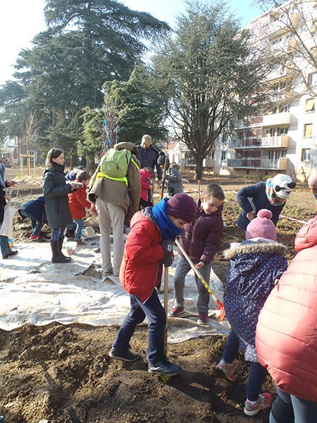 Participation des habitants à l'aménagement d'un parc, Rhône